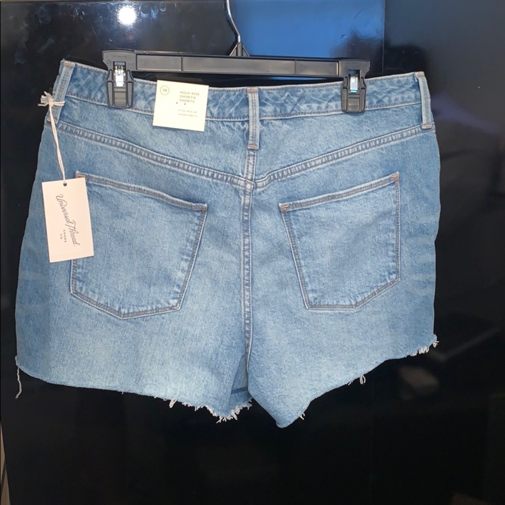 High Rise Shorts - Picture 2 of 2